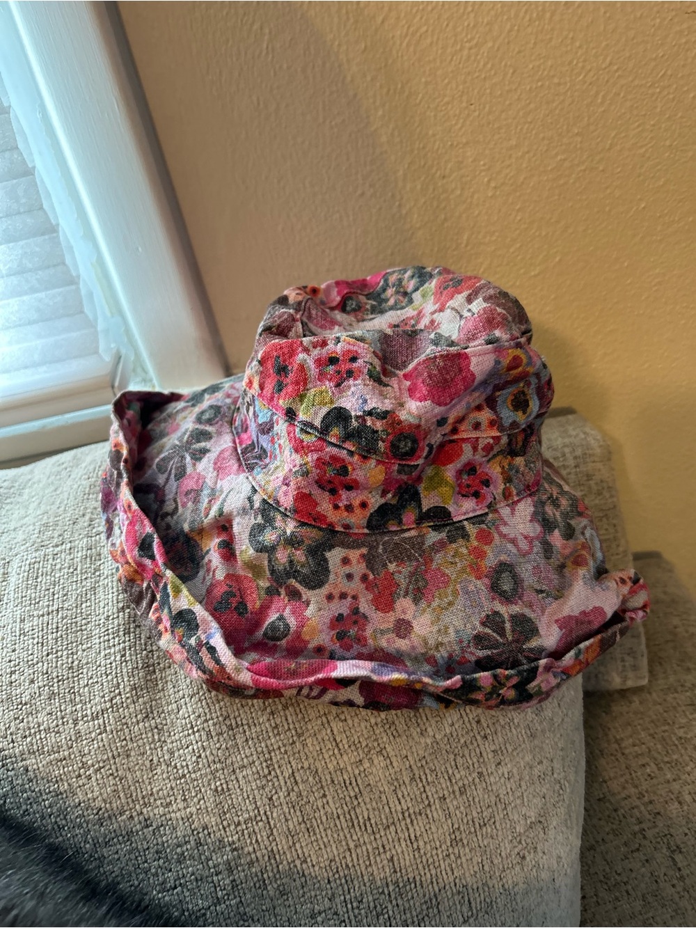 Natural Life Linen Blend Floral Bucket Hat Size Small